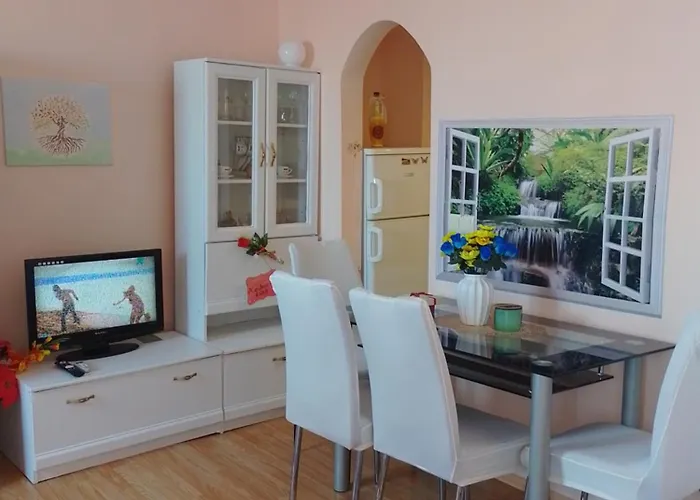 студио свежест Apartment Pomorie